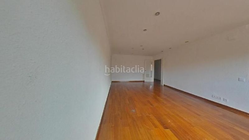Foto ba38e342-99d8-47e0-8fe5-f3a9c3b494a3. Flat in Centre-Nucli Antic Premià de Mar
