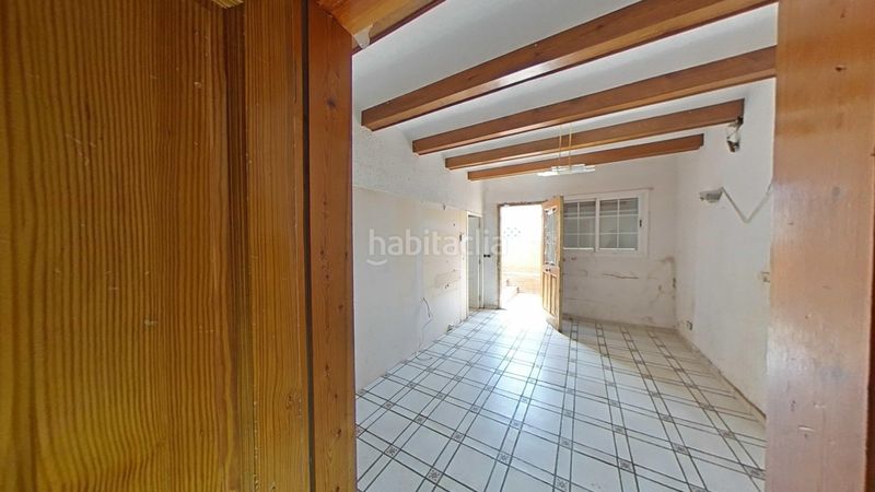 Foto f050c5d2-d892-4aeb-9e8e-dba2bd2f47e6. Pis a Sant Fost de Campsentelles