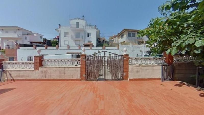 Foto e3cfb384-dd0e-4272-ad9d-1be51846658a. Flat in Castellnou-Can Mir-Can Solà Rubí