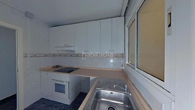 Foto 2be75564-638e-44b5-8bbc-135d3d885a53. Pis a La Roureda Viladecans