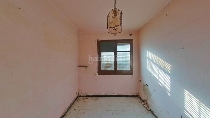 Foto c412b729-3f8d-412c-9caa-c8cdbead1291. Pis a Montgat