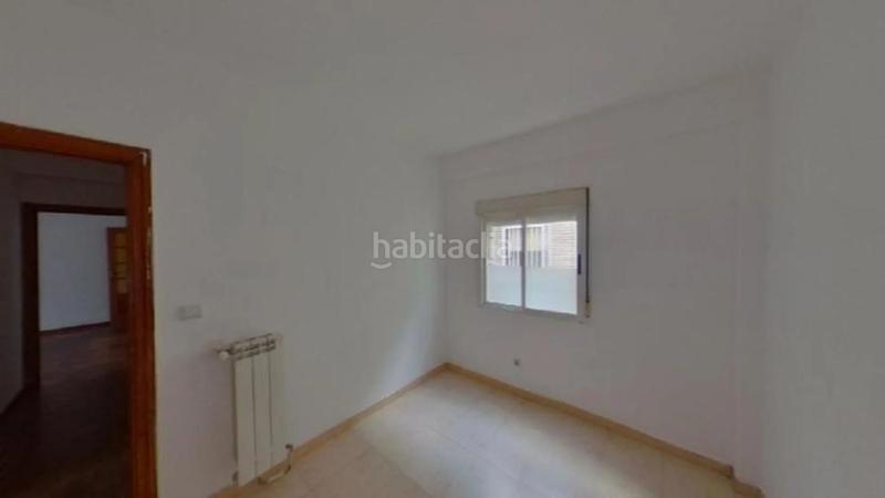 Foto 6659d45a-b935-4db9-befa-1ce6656c10f8. Piso en Calle Pinto-San Roque Parla