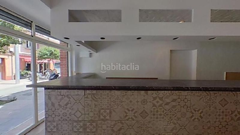 Casa pareada chalet adosado en venta en calle jota en Barcelona