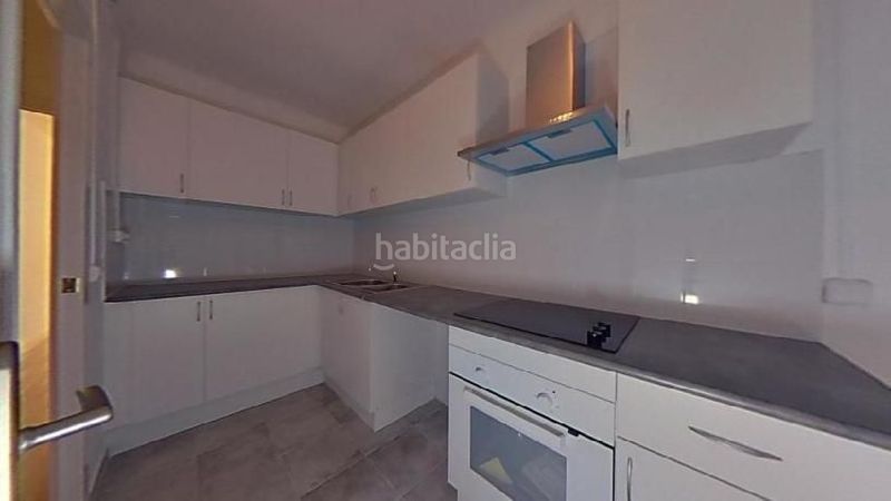 Foto 2481a5e1-28c3-4218-8441-9ea42555bfd7. Casa aparellada a Vilapicina - Torre Llobeta Barcelona