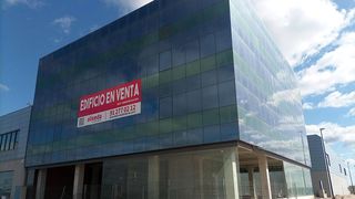 Local Comercial en calle Espliego