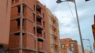Terreny residencial  Avda pablo picasso. Obra parada en venta en avda pablo picasso