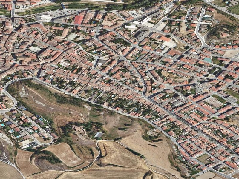 Foto d1b5683c-8a4a-412c-a623-82958f2e7c0b. Pis a Torelló