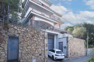 Towny house  Calle garbi. Chalet adosado en venta en calle garbi
