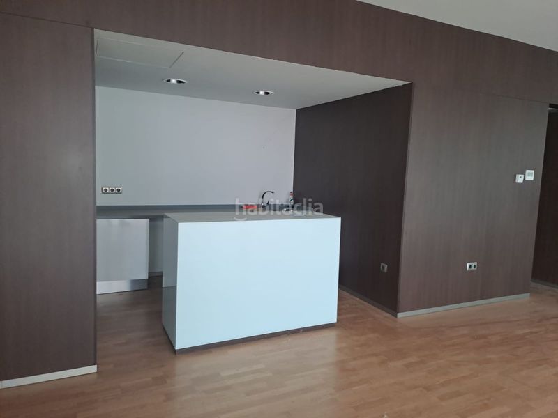 Foto a8001df1-7de2-42d2-b01d-d41b45f344c2. Local comercial a Aldeatejada
