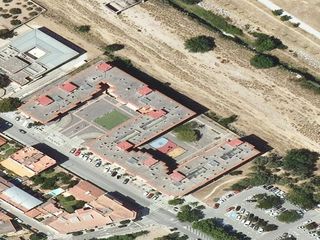 Pis a Vivienda en Calle Josep Irla, S/N, Santa Perpètua