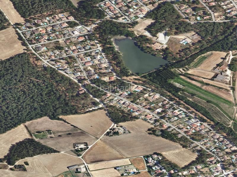 Foto f11a8aaa-9fe7-4d49-bce4-d9ac690b8355. Casa a Caldes de Malavella