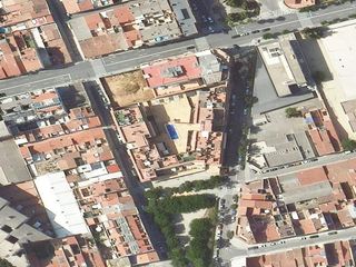 Chalet  2 garajes en calle edison, 4, terrassa, barcelona. 5 inmuebles asociados al npl en terrassa, barcelona