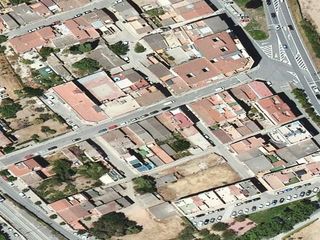 Terreny residencial  Calle prat de la riba 17 y. Terreno en calle prat de la riba en sant vicenç dels horts, barc