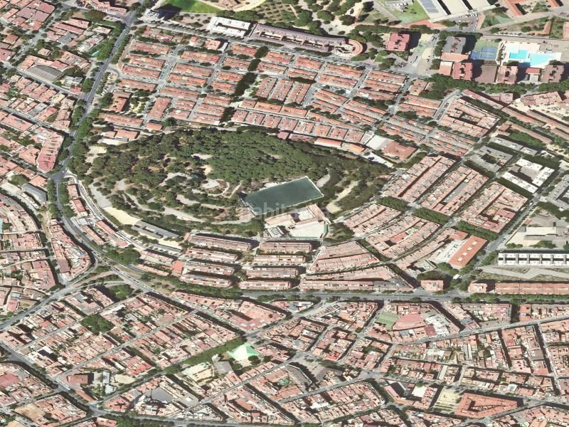 Foto cb52711c-244c-48f8-977d-74b68e6aa99c. Pis a Turó de la Peira Barcelona