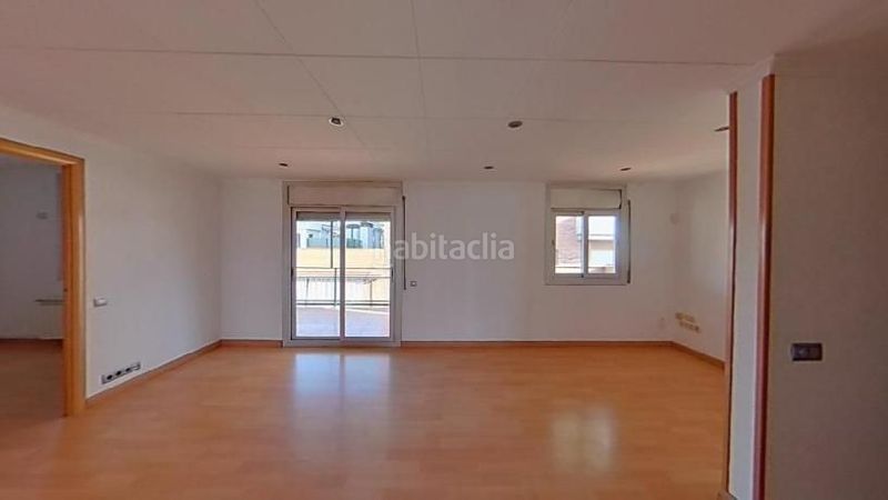 Foto c294a019-fc23-4ea2-b0b1-6448aa6e30e1. Pis a Cerdanyola Sud Mataró