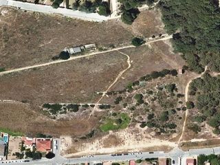 Terreno residencial  16 terrenos en via r5, els colls, santa oliva, tar. 20 inmuebles asociados al npl en santa oliva, tarragona