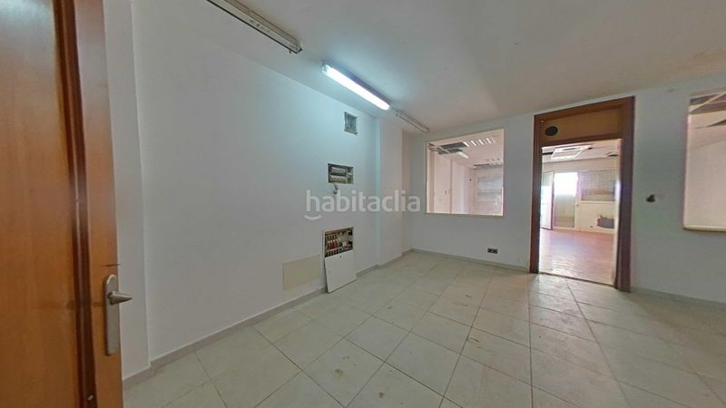 Foto 2974cf09-78c8-4020-af50-bd0ce4327265. Casa aparellada a Centre Blanes