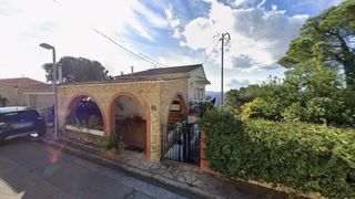 Flat  Calle garbi. Chalet adosado en venta en calle garbi