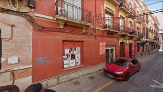Pis a calle Azacayas