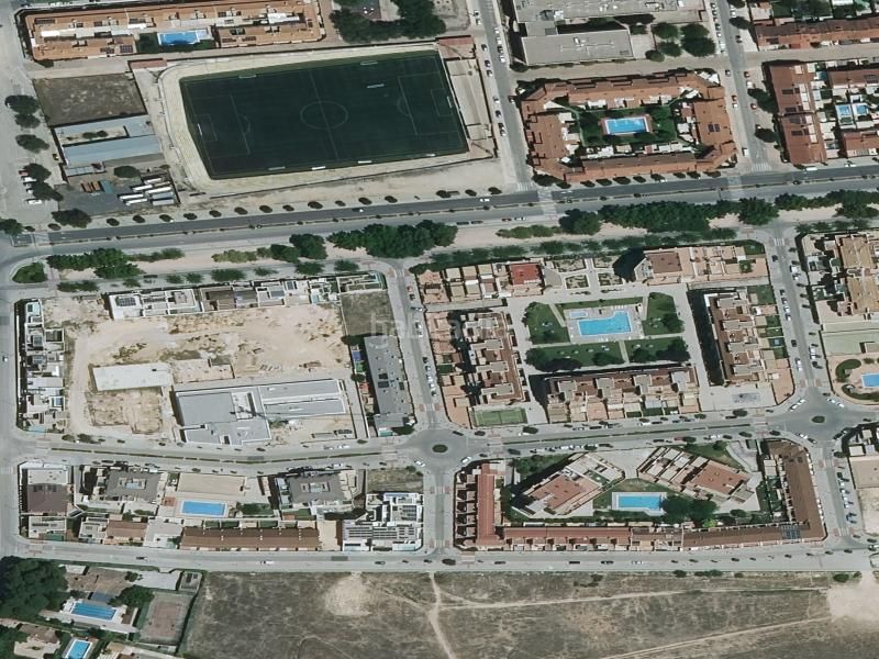 Foto 32730053-7c5d-44d3-a0bb-9df6ff43b08a. Chalet garaje en venta en avda olimpia en Universidad Albacete