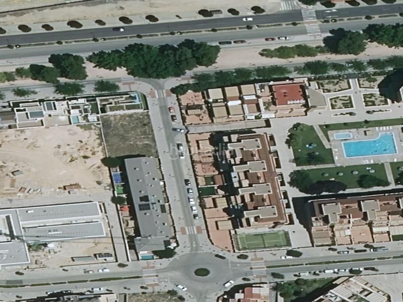 Foto ea204350-a28b-4a58-a697-3c5e3ff992bf. Chalet garaje en venta en avda olimpia en Universidad Albacete