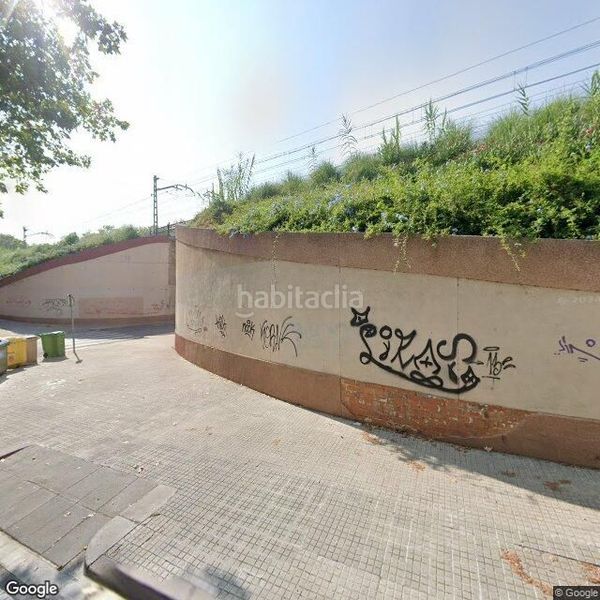 Foto 102f496e-edad-4625-97b3-289ec95600e8. Casa a Ca n'Aurell Terrassa