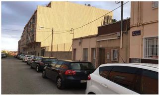 Maison  Sant ferran. Inmueble en terrassa