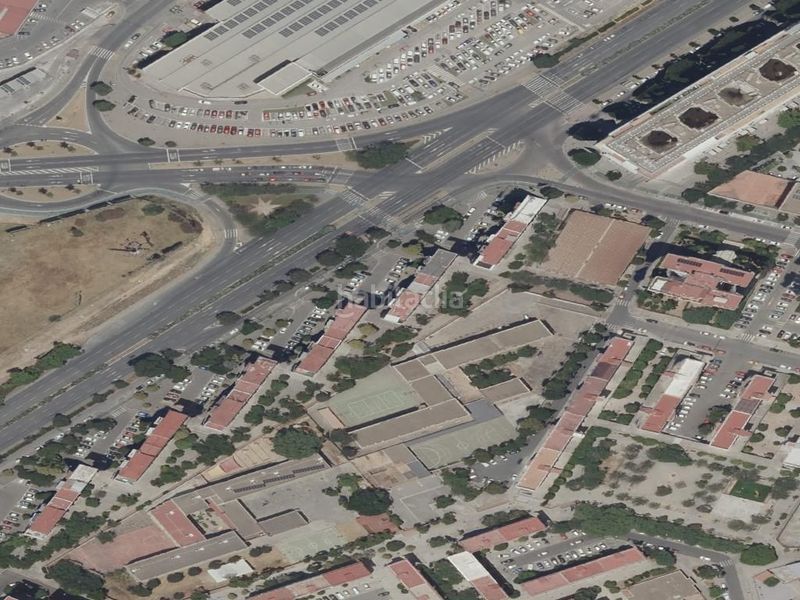 Foto c5d197a3-df86-4f53-b1e7-1eb957e49e37. Pis a Urbadiez - Entrepuentes Sevilla