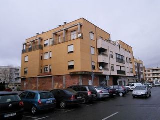 Autoparkplatz  Cl. francisco maldonado 2 sótano 1 00003. Inmueble en santa marta de tormes