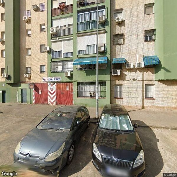 Foto bd118e30-d594-450e-a785-9c721733efca. Pis a Juan XXIII - Rochelambert Sevilla