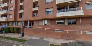 Etagenwohnung  Los olivos. Vivienda en huesca