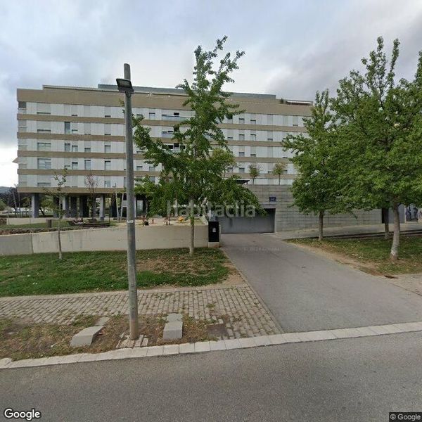 Foto d0cc8184-0efc-442d-99de-f1715ce35b6a. Pis a Can Roca Terrassa