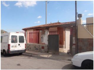 Chalet  Pasaje alacant. Vivienda en sant vicenç dels horts barcelona