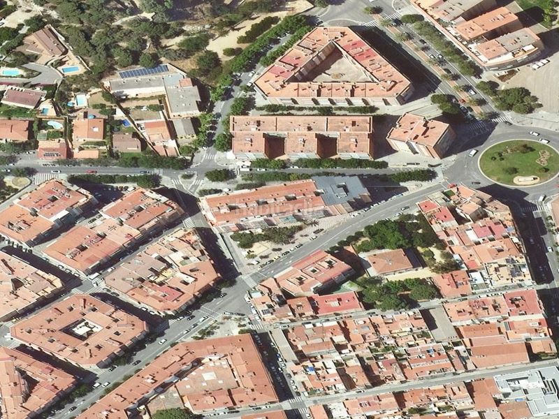 Foto 0b43ee5d-3e80-4897-93bb-754e248c7436. Pis a Peramàs Mataró