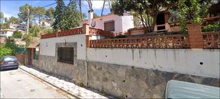 Xalet  Calle santiago rusiol. Inmueble en esparreguera