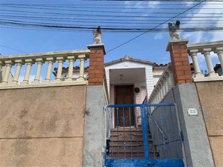 Maison  Linares. Inmueble en sant vicenç dels horts