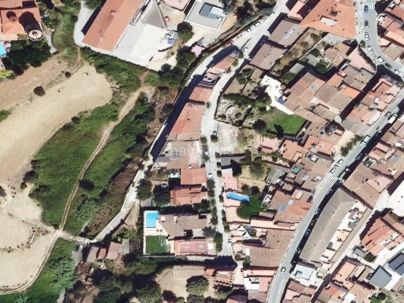 Foto f0bbf6a3-0023-4116-b178-2c74d9c9d388. Pis a Sant Feliu de Codines