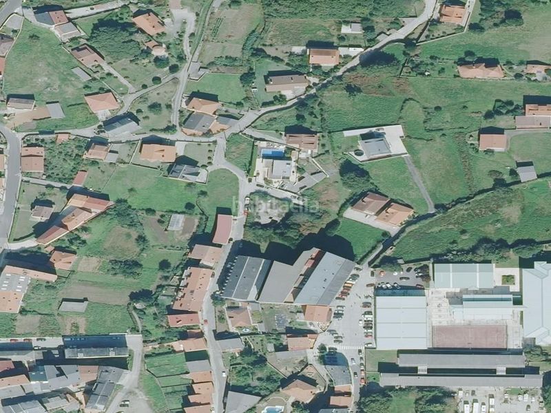 Foto efd35535-5854-4d24-b3d5-ce8ce64ccd15. Terreny residencial a Cee
