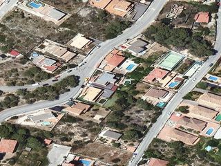 Etagenwohnung  Avenida de la marca hispanica-urb. segur de 106. Casa independiente en avenida de la marca hispanicaurb. segur de