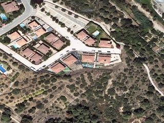 Etagenwohnung  Urbanización bisondo 1. Chalet adosado en urbanización bisondo en riudecanyes, tarragona