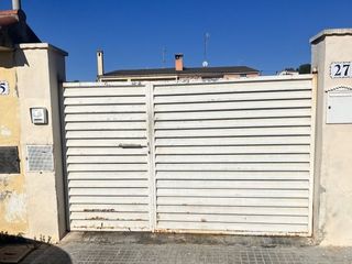 Chalet  Banyeres de. Inmueble en cubelles