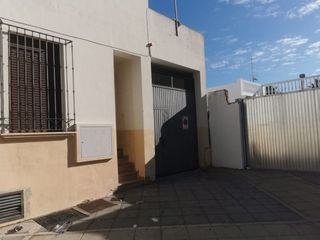 Chalet  Almonaster la real. Inmueble en lepe
