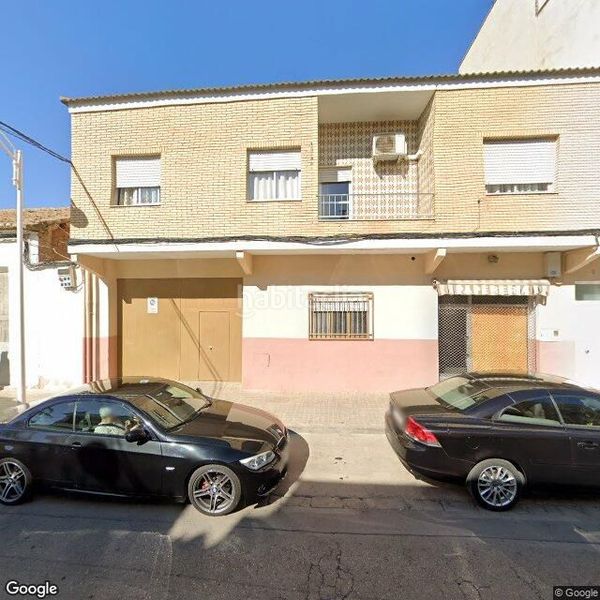 Foto 6d59db52-8b5b-4f0a-a84e-9d43de726e38. Pis a Monserrat