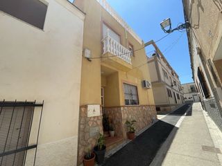 Xalet  Tesoro. Inmueble en vera
