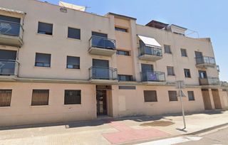 Flat  De l'institut. Inmueble en puig