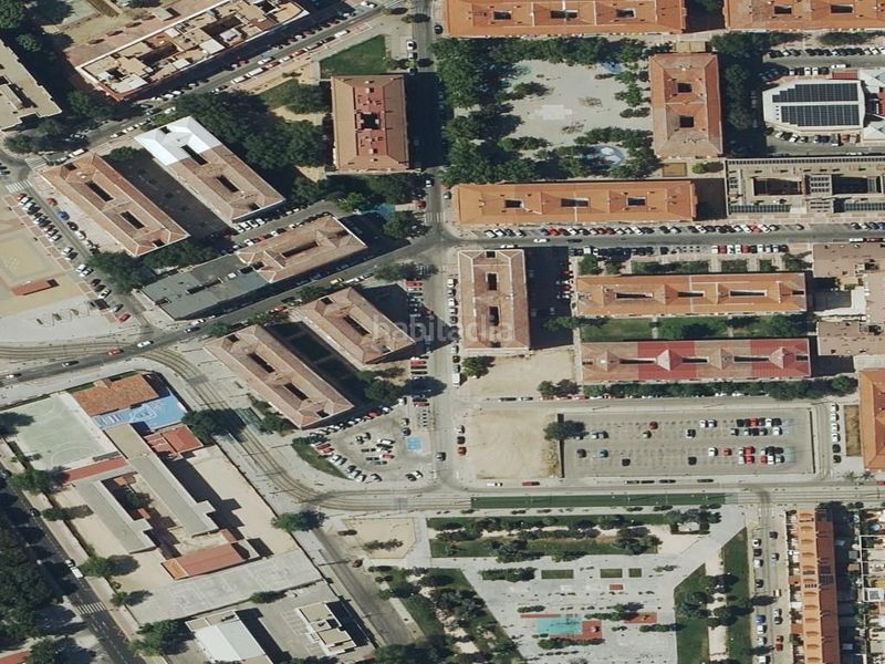 Foto 86926d34-14a7-40c3-be9a-51e56ddbe827. Pis a Reyes Parla
