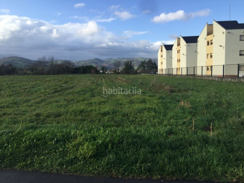 Foto 7f232a99-2efc-4372-aaba-27d46d1a4f71. Finca rústica inmueble en Valdés