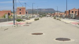 Local Comercial  Calle higuericas 13. Obra parada en venta en calle higuericas 13