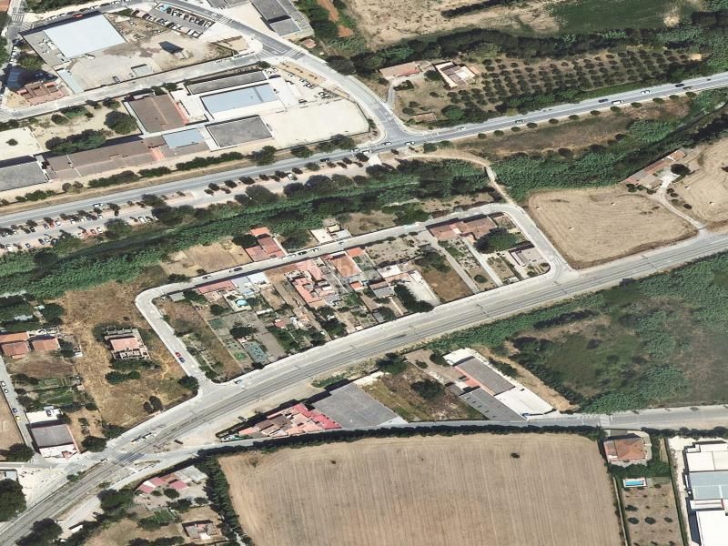Foto d62144c7-7f11-4f01-9be6-e2c006ff171c. Local comercial a Carretera de Roses-Fossos Figueres
