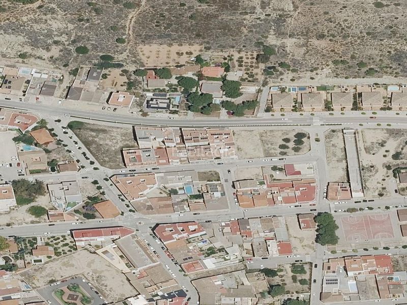Foto 8723895f-6a62-4989-aa81-38985e57dba5. Pis a Monserrat